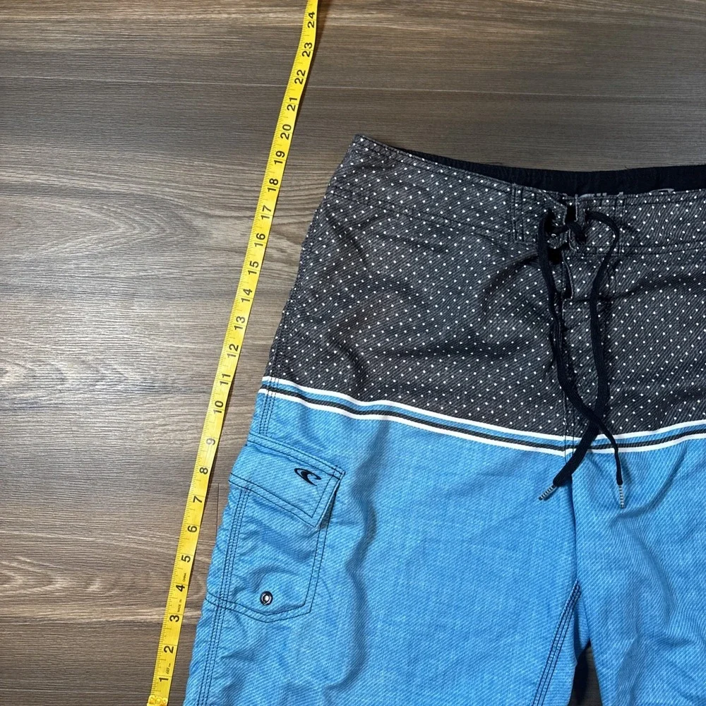 O'Neill Men's Color Block Polka Dot Board Shorts Size 36